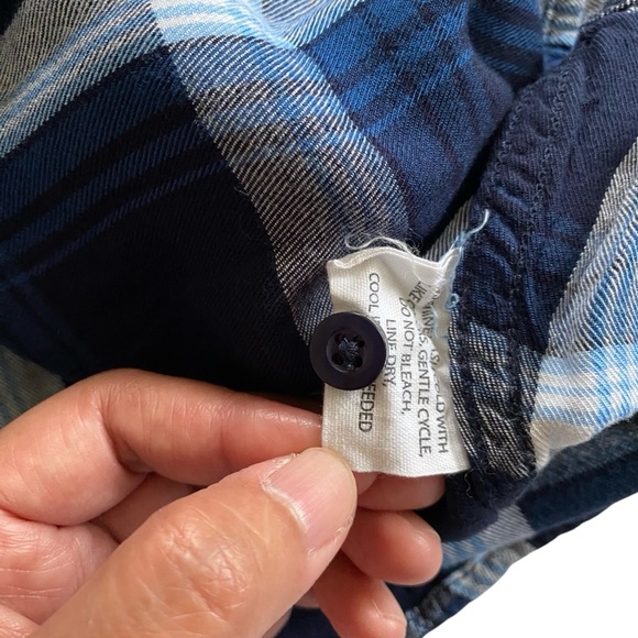 alc | at last classics Plaid Button Down Flannel Women’s Size Medium - Picture 9 of 10